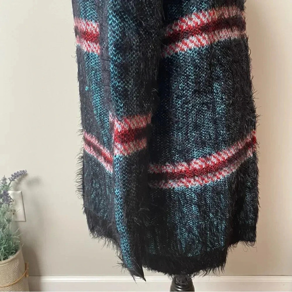 Anthropologie Raga Fuzzy Eyelash Knit Open Front Cardigan OS Blue Black Red Cozy - Picture 10 of 14